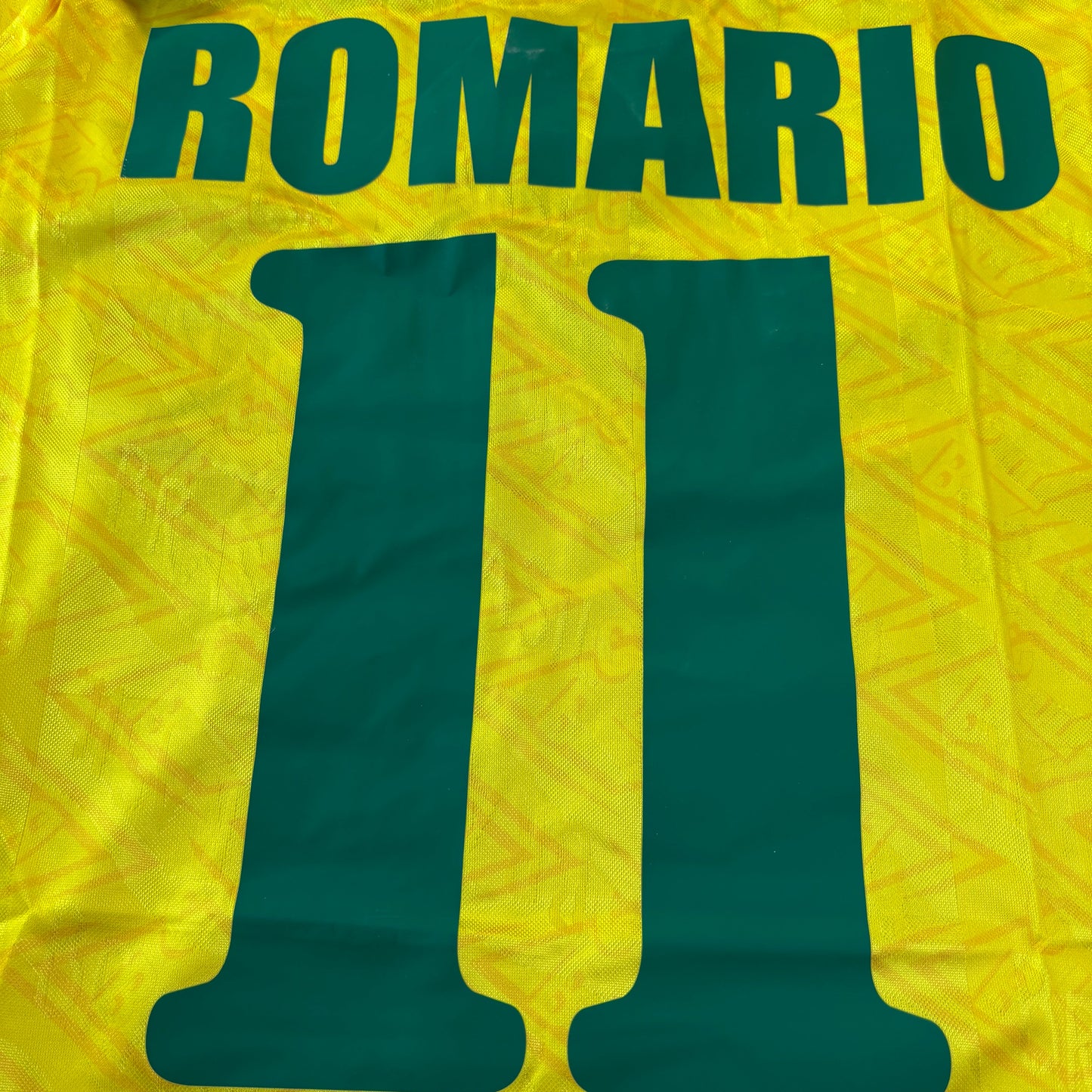 Brazil 1991/93 Home Kit Version PRO – Romario #11