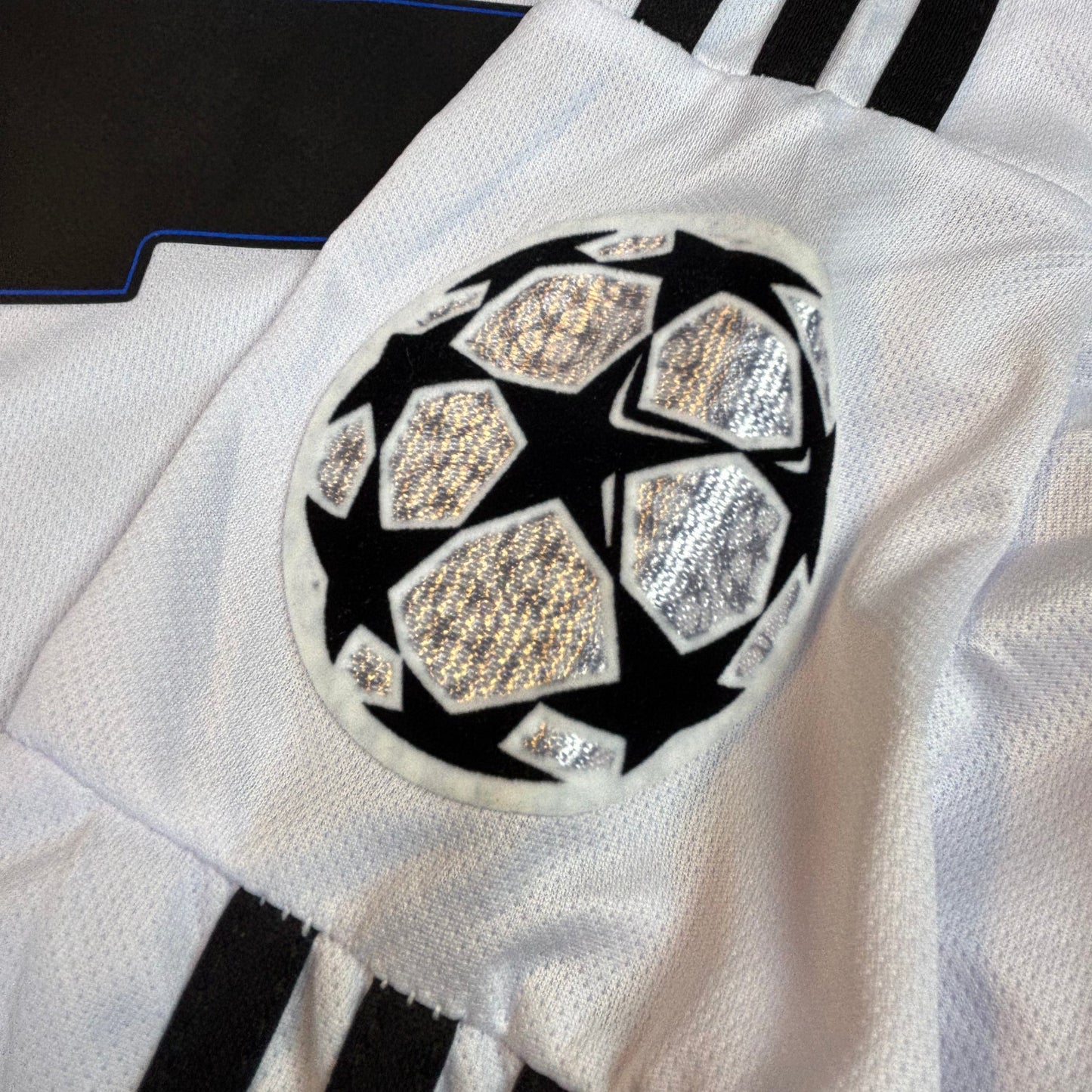 Real Madrid 11/12 UCL Retro Kit – Ronaldo #7 (L/S)