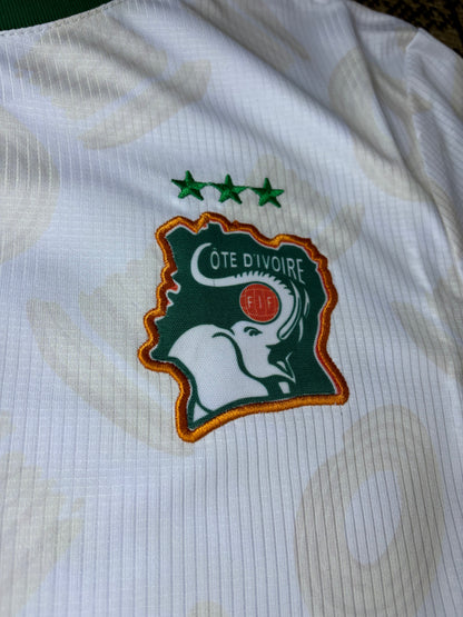 طقم كوت ديفوار الاحتياطي 2024/25