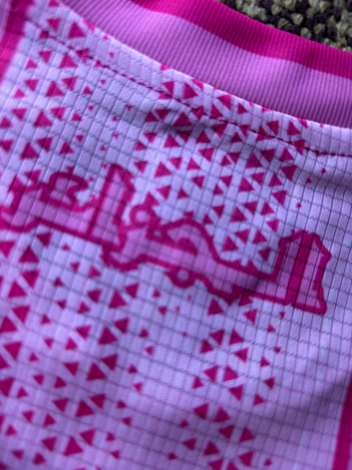Maillot Algérie "Édition Spéciale" 2024/25 – Rose & Magenta