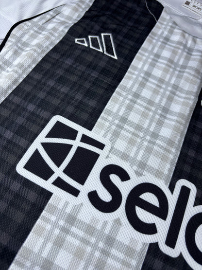 New Castle - Home jersey